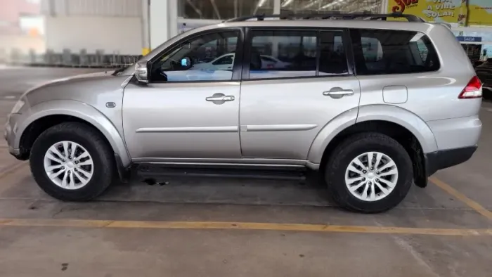 Mitsubishi Pajero HPE 3.2 4X4 T.i. Dies. 5P Aut. 2016