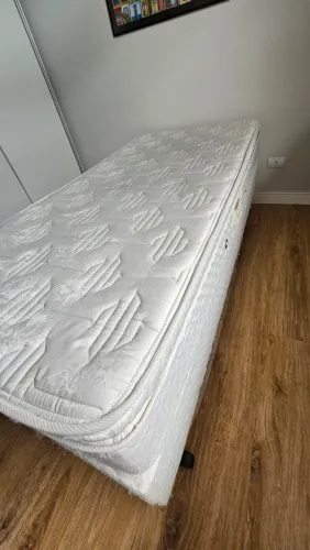 Cama box de Solteiro