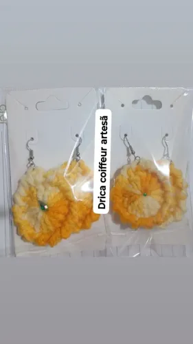 Brincos em crochê ?