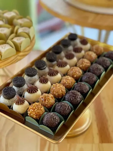 Doces Finos, personalizado para todo tipo de eventos. Entre em contato e peça o cardápio,.