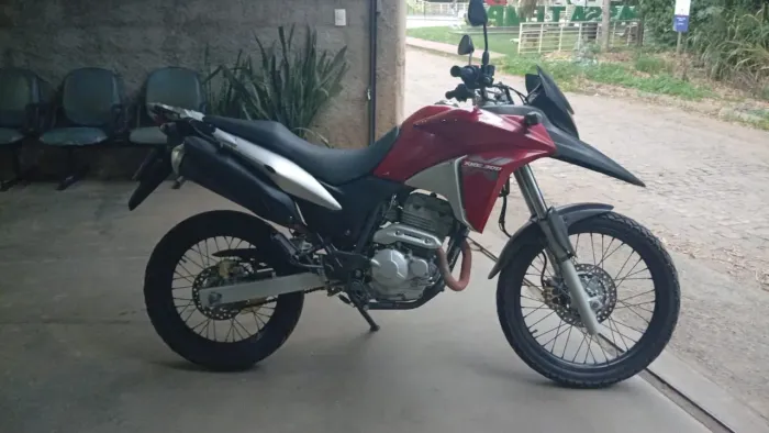 XRE 300 2015 Nova