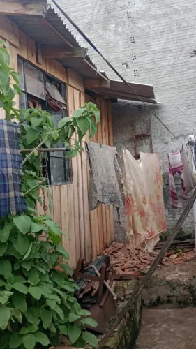 Vendo casa para desmontar meia água