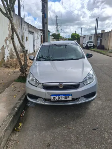 Fiat Grand Siena Tetrafuel 1.4 EVO F. Flex 8V 2013