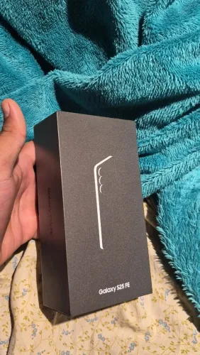 S25 FE *UMA SEMANA DE COMPRADO*