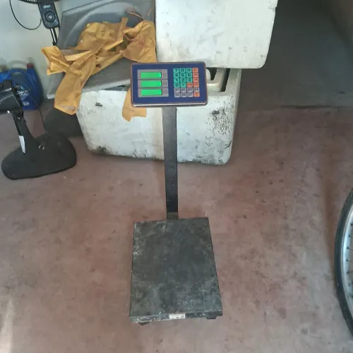 Balança digital de 150kg com defeito