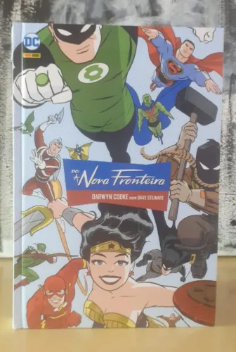 HQ DC A Nova Fronteira: Edição Definitiva (Panini Comics)
