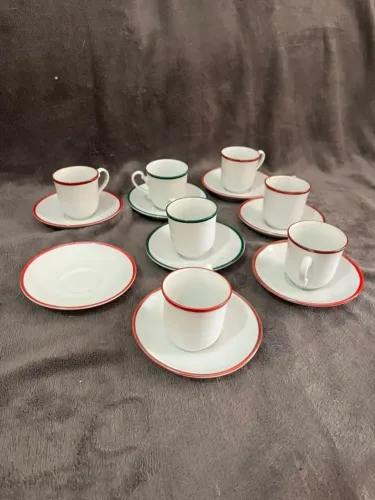Conjunto 7 xícaras e pires + 1 pires + 1 conjunto de 6 xícaras e pires de borboletas