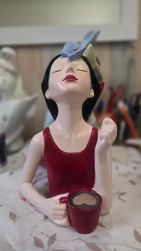 Escultura em gesso - lilly com borboletas
