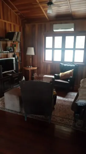 Vendo Lindo Rancho Mobiliado - Condomínio Villagio Colombo - Mendonça