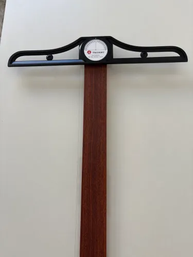 Régua em T com transferidor 80cm - Trident.