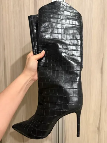 Bota SCHUTZ usada apenas 1x
