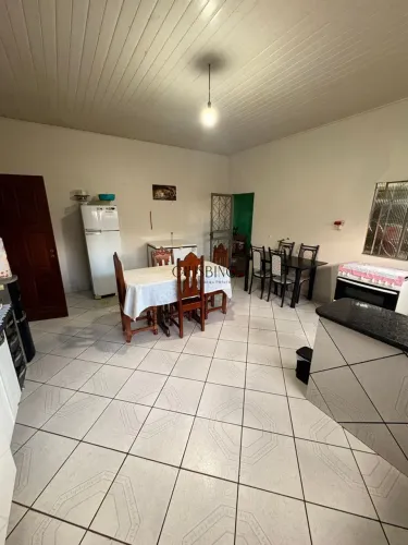 ZONA SUL - casa com 04 quartos e energia solar disponível para venda