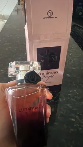 Perfumes árabes e importados 