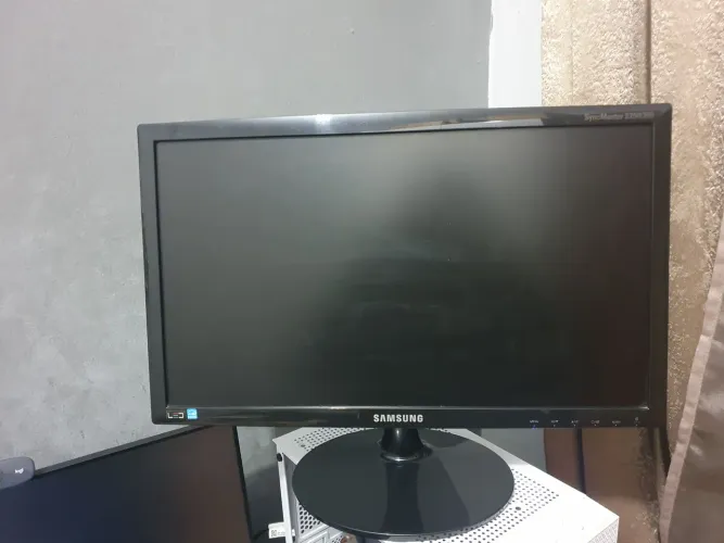 Monitor Samsung 19 pol