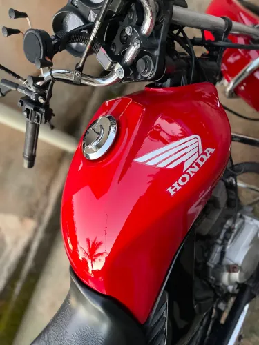  * vendo único dono 76 mil km original 
