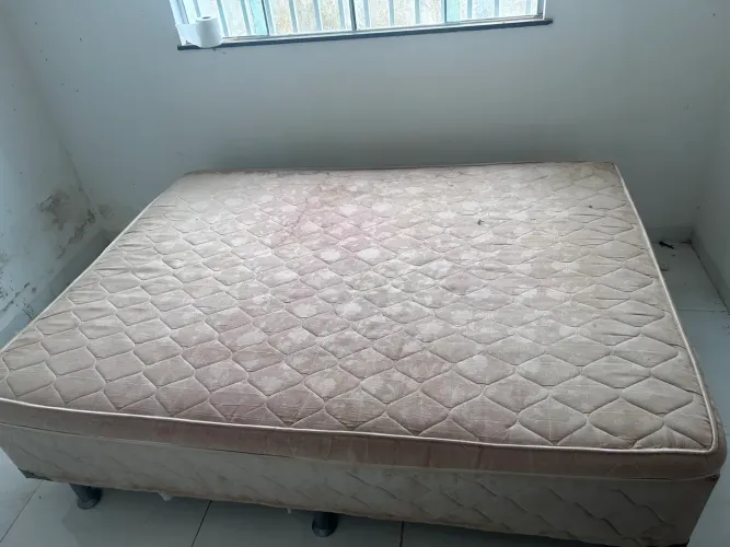 Cama casal Box