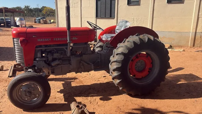 Trator Massey Ferguson 50 