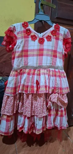 Vestido de quadrilha bem conservado.?
