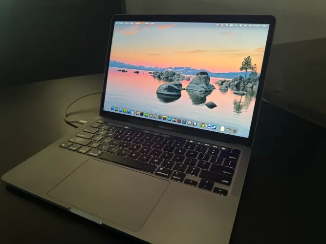 Macbook Pro13? M2 8/256