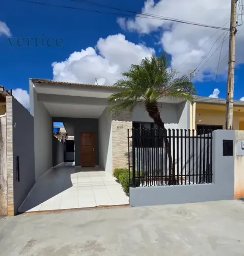Casa à venda em Sarandi, Parque São Pedro, com 2 quartos, com 150 m²