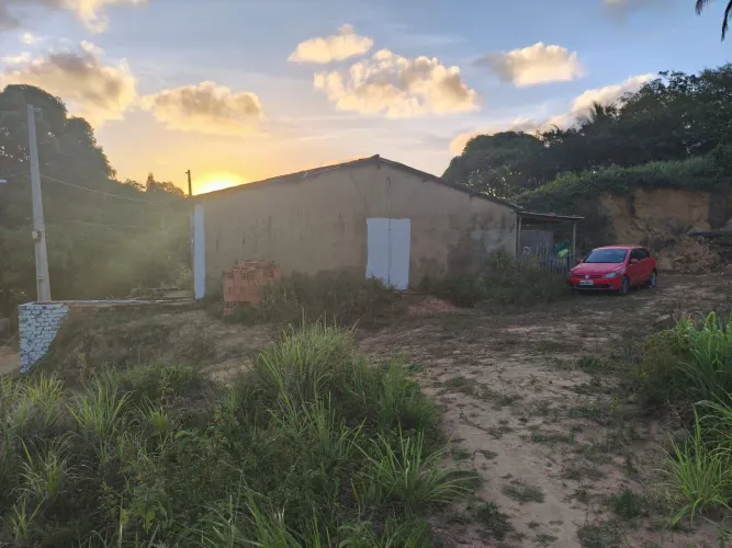 Vende-se um terreno em porto de pedras próximo a praia do patacho