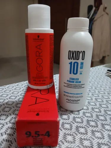 Kit Profissional Igora Royal 9.5-4 + Oxidante 20 Vol + Oxidante 10 Vol - Novos e Lacrados
