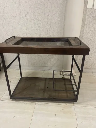 Aparador adega