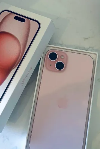 iPhone 15 Plus 128GB Rosa - Super Conservado com Caixa - Única Dona