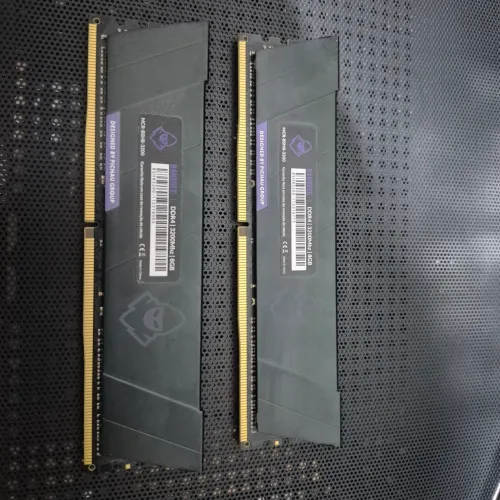 Memoria 16gb. (2x8) ddr4 3200mhz. Aceito cartao