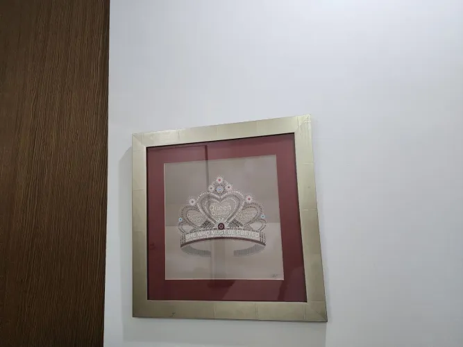 Quadro Ela deve ser obedecida