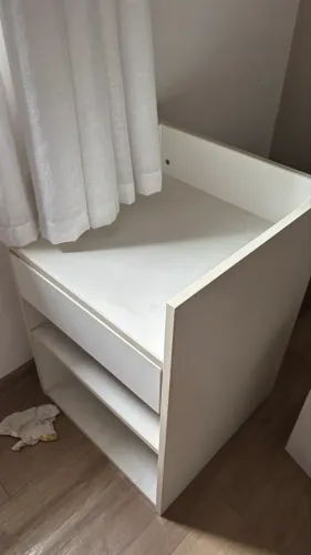 Gaveteiro branco