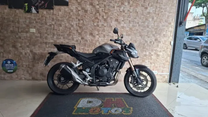 Honda CB 500F 2023 Prata