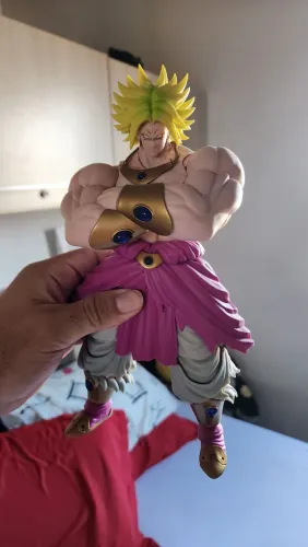 Broly SSJ 2 Kong sem caixa