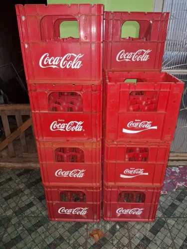 Caixas/Engradados VAZIOS Coca-Cola 1Litro