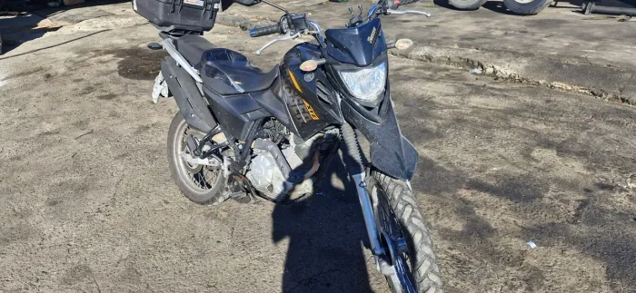 Vendo xtz 150 Crosser de 16.900 por 14.000 abaixei mais não baixo mais somente venda