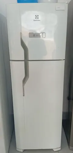 Geladeira Eletrolux!