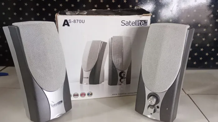 CAIXAS DE SOM SATELLITE int ? AS - 870U ? USB ? PERFEITO ESTADO ? NA CAIXA ?