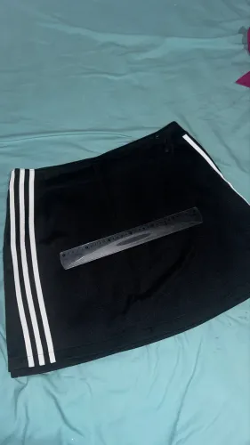 Saia Preta Adidas