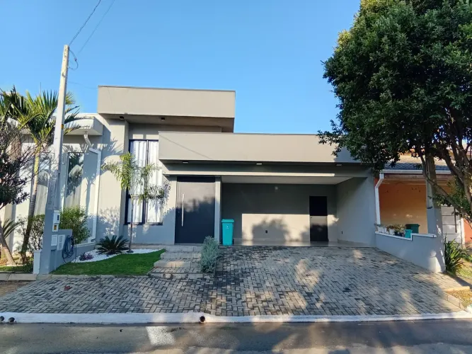 CASA COND. FECHADO GOLDEN PARK HORT. 790 MIL COM ENERGIA SOLAR