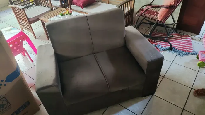 Vende-se Sofá