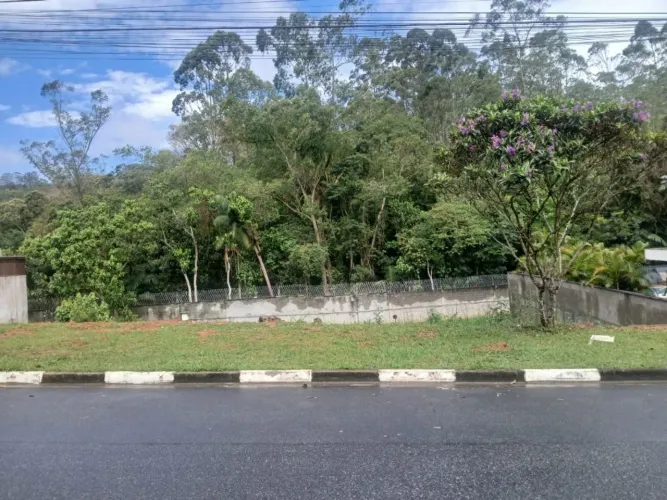 Terreno à venda, 1320 m² por R$ 850.000,00 - Granja Viana - Embu das Artes/SP