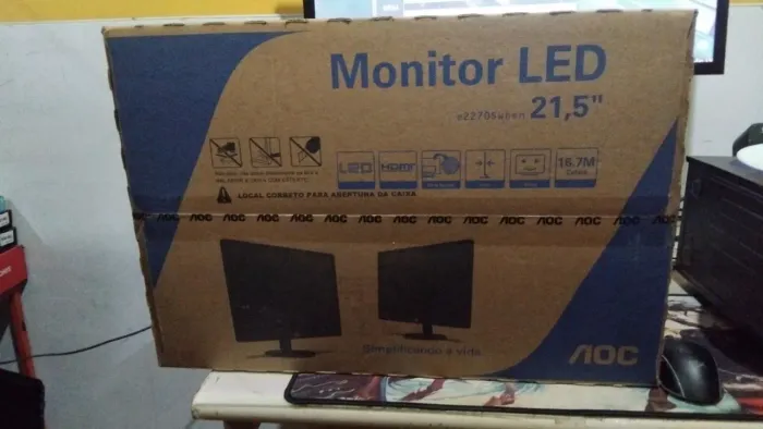 Monitor oac 21.5 polegadas novo na caixa falar com ivan * wtz aceita cartão 