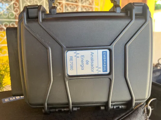 Analisador de Energia Trifásico