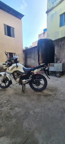 Bau grande capacidade pra moto