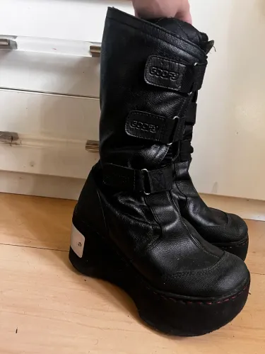 Bota goofy tamanho 37