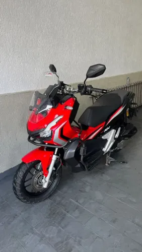 Honda ADV 150 2023 18 mil km apenas