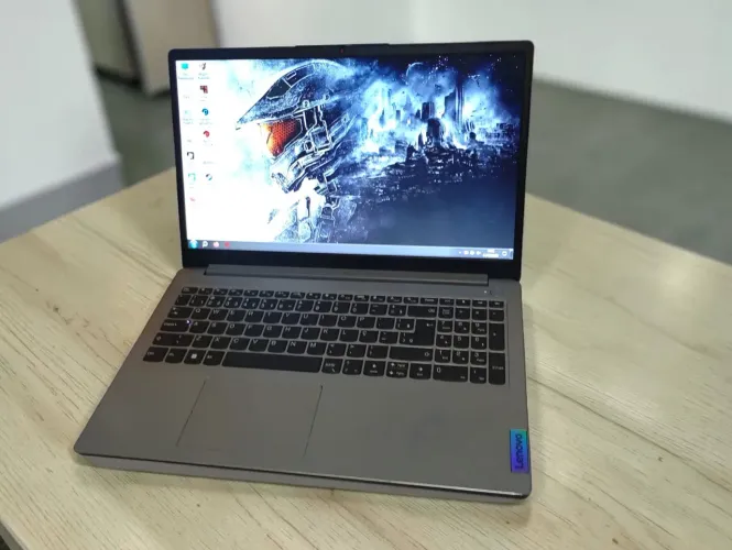 Notebook Lenovo IdeaPad 1 15IAU7