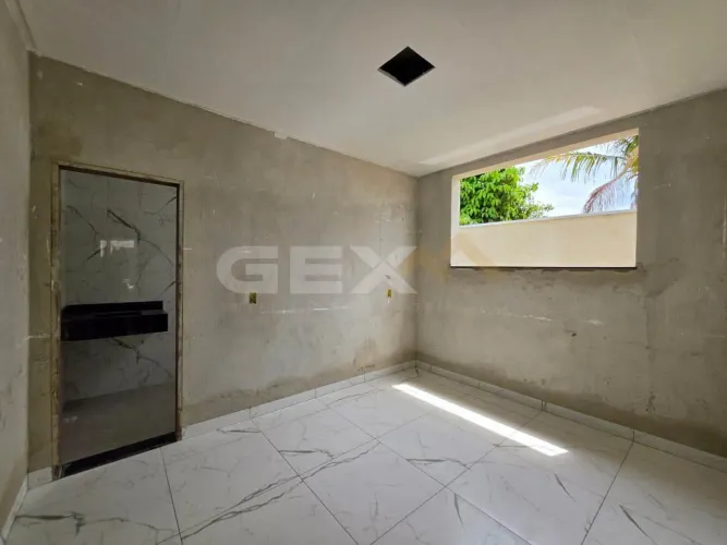 Casa à Venda com 03 Quartos no Bairro Jardim das Acácias em Divinópolis MG.