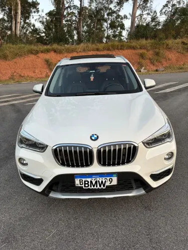BMW X1 Sdrive 20I X-line 2.0 TB Active Flex 2018