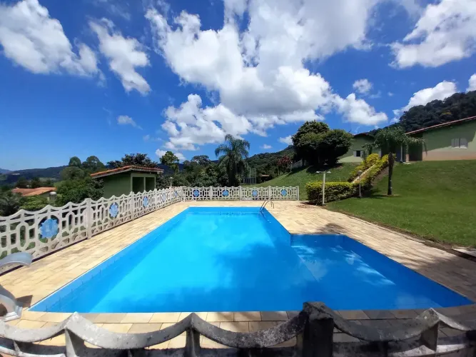 Belíssima chácara com vista panorâmica da Serra da Mantiqueira